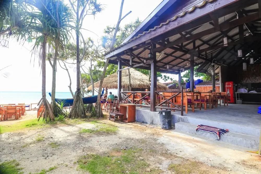 Harry's Sunset Klong Nin Beach - photo 15