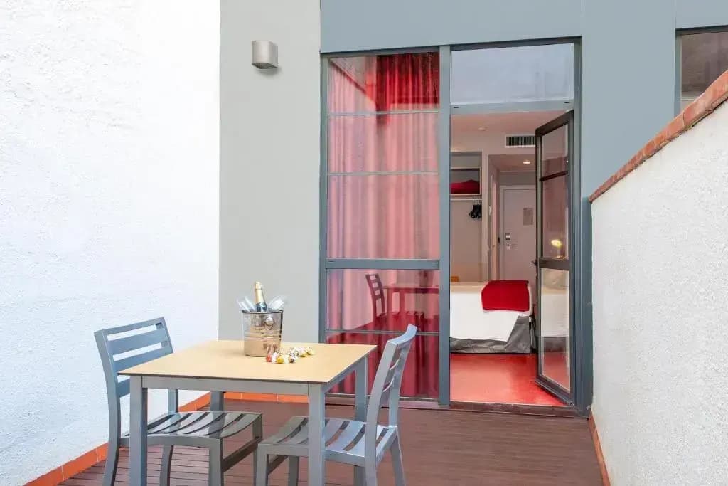 Hotel Ciutat Vella - photo 31