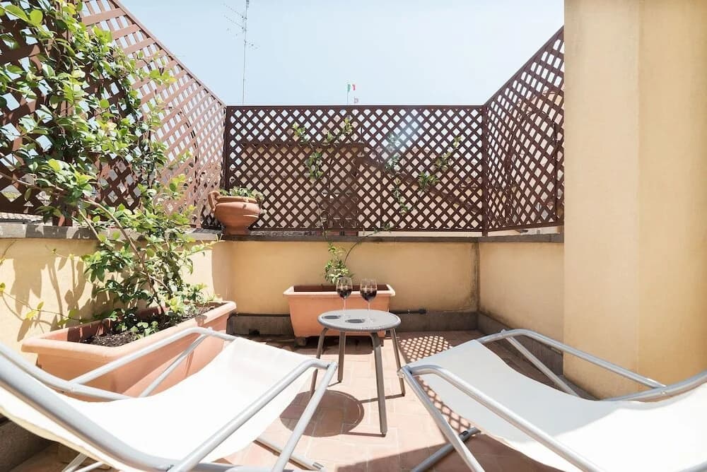 Romeloft Trevi Apartments - photo 16