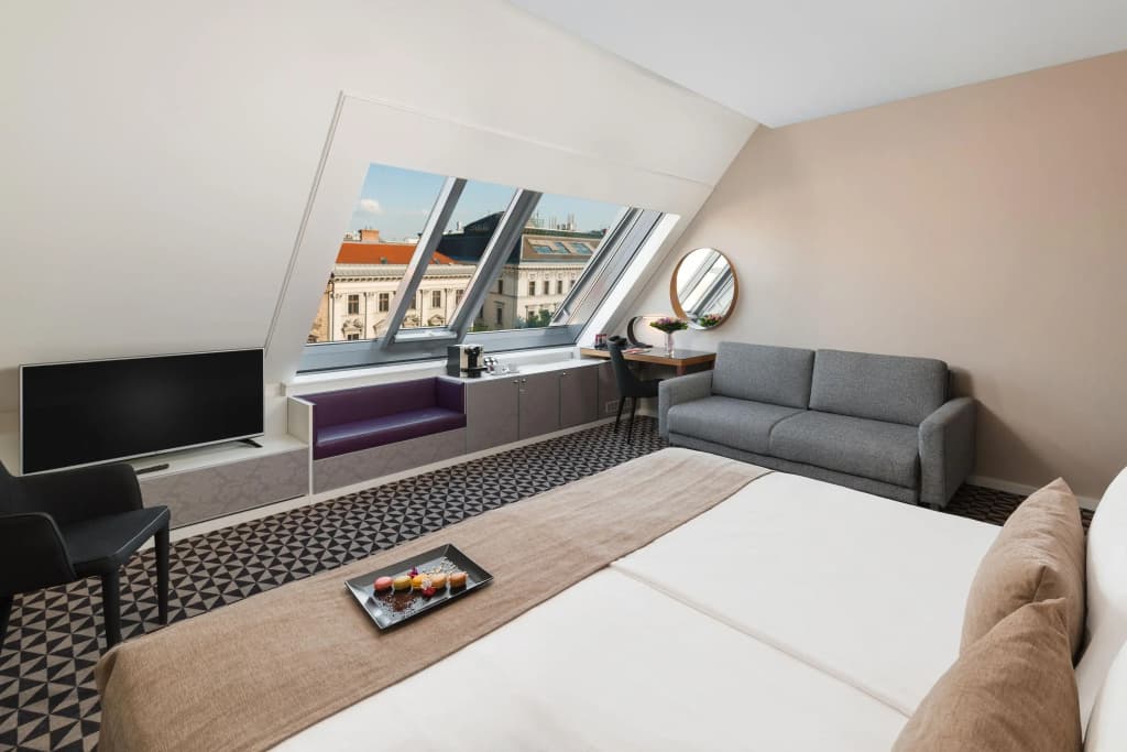 Hotel Moments Budapest - photo 3