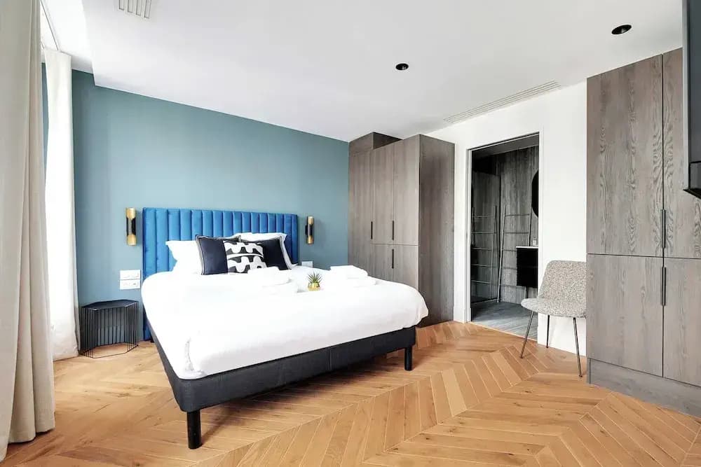 Apartment for 8 People in Madeleine - photo 6