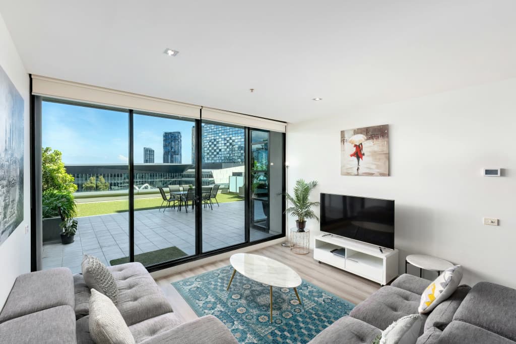 Waterfront Melbourne Apartments - photo 8