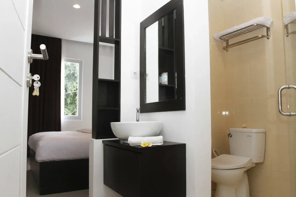 Lowcost Bed & Breakfast - photo 10