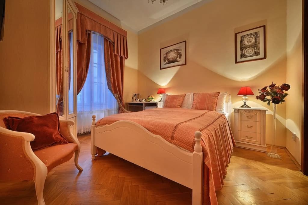 Boutique Hotel Constans - photo 5