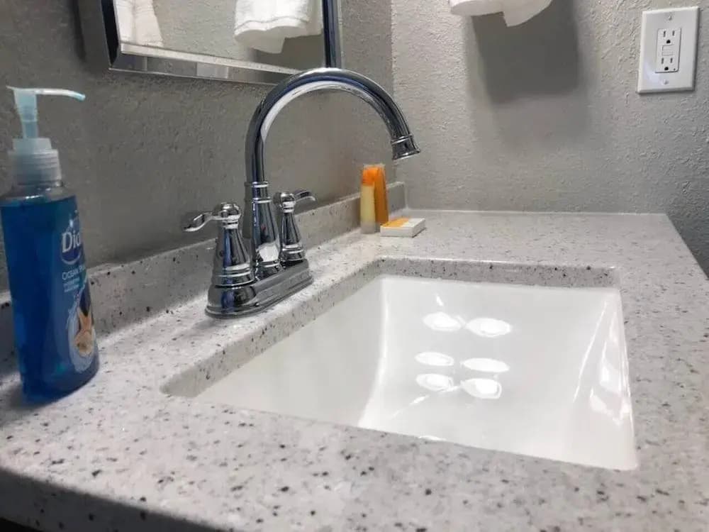 6150 Sandcrest · New! Walk to Universal. Sleep 9. Near Disney - photo 8