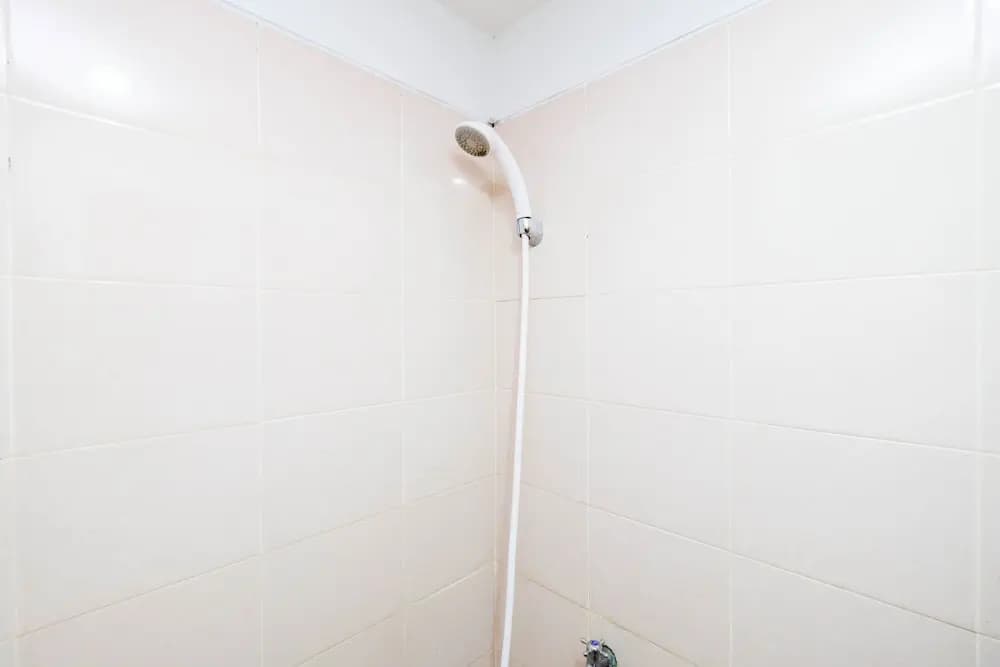 Comfortable And Homey Studio At Titanium Square Apartment - photo 8