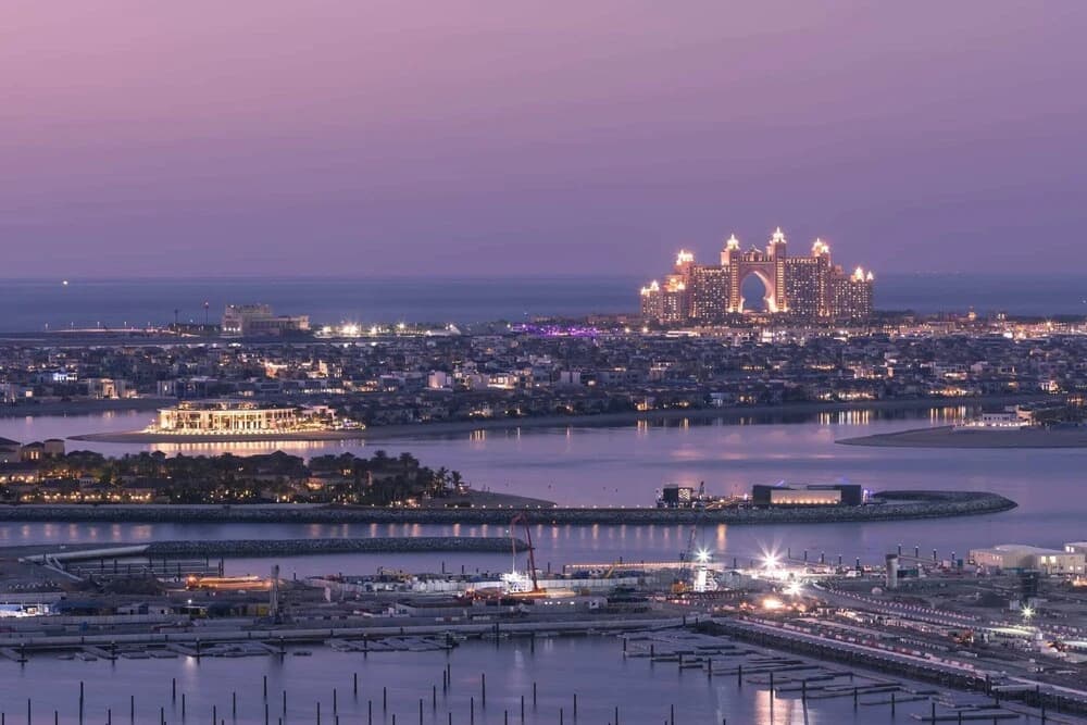 Sleek & Serene Apartment w/ Stunning Marina Views - photo 13