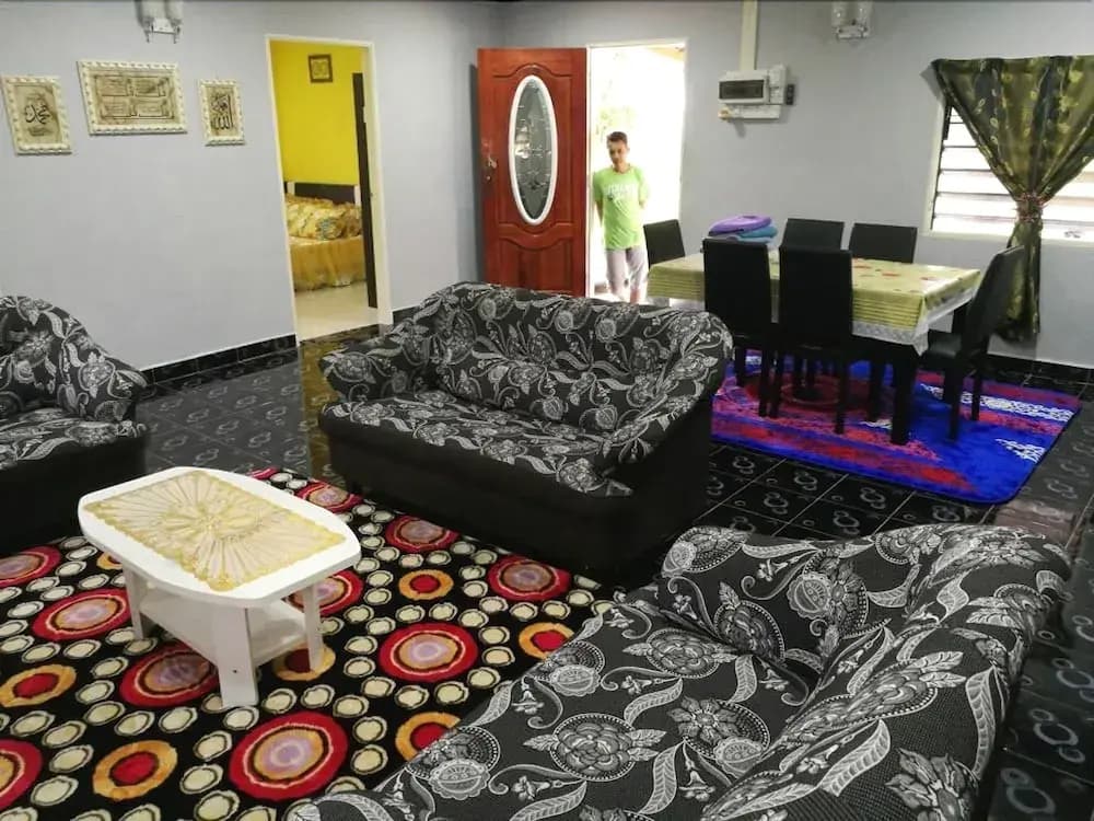 Khaimal Homestay Pulau Enjin - photo 2