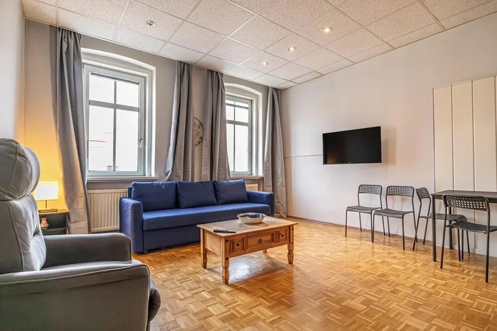 Vienna Spacious 2BR Apt Long Stay - photo 16