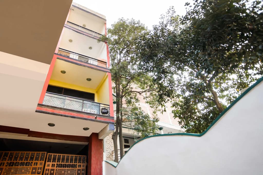 SPOT ON Hotel Harry's 1 Near Select Citywalk Mall - photo 2