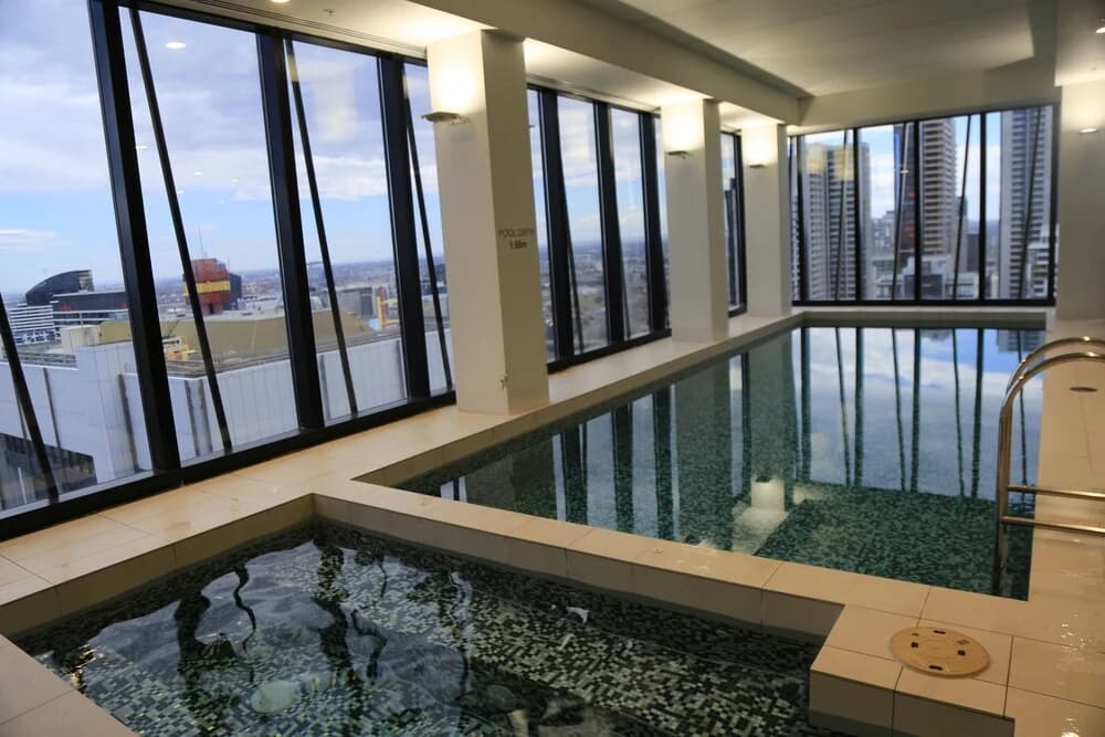 568 Collins Tower - photo 15