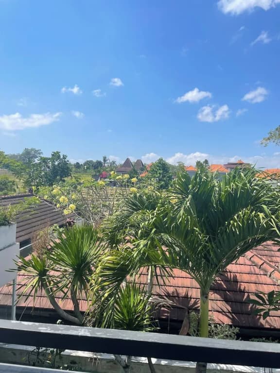 3 BR, 250 Sqmt Villa, Terrace, 10 min Available - photo 10