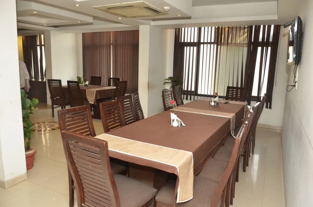 Hotel Delhi Airport - photo 17