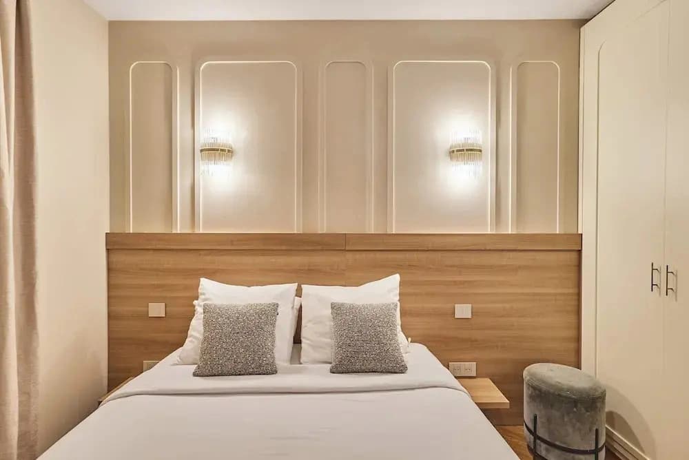 Superb Air-conditioned Flat on the Champs Elysees - photo 2