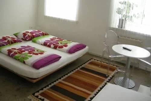 Rentyourroom - photo 1