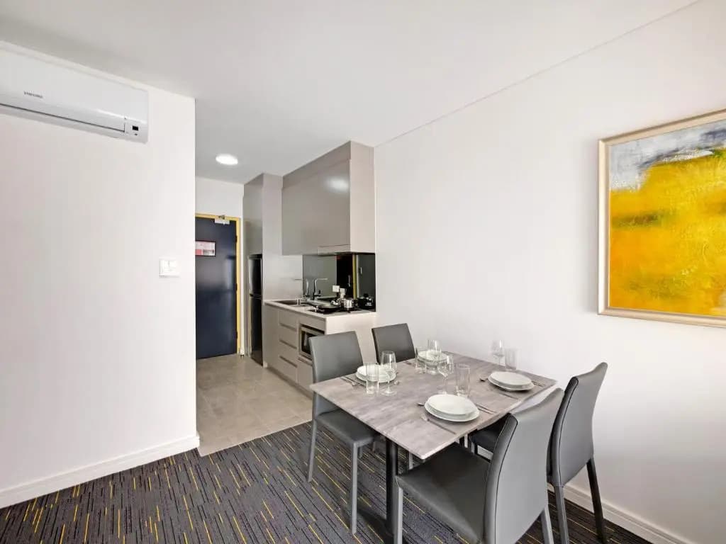 Value Suites Penrith - photo 3