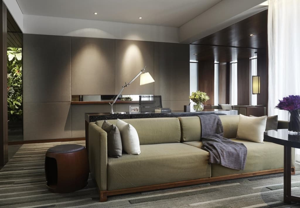 Hansar Bangkok Hotel - photo 2