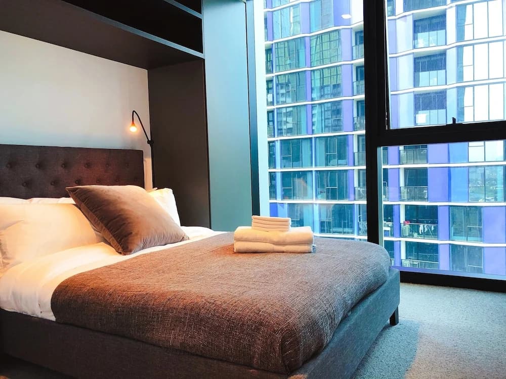 CBD Amazing view 2 Bedrooms Apartments - photo 3