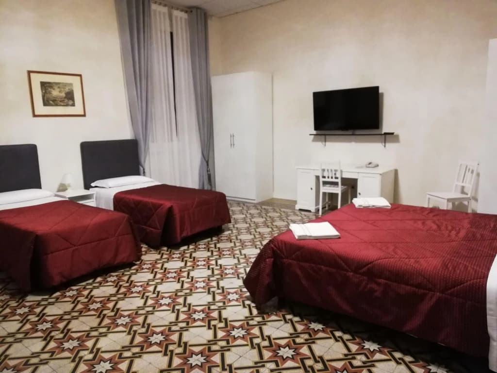 Hotel St. James - photo 5