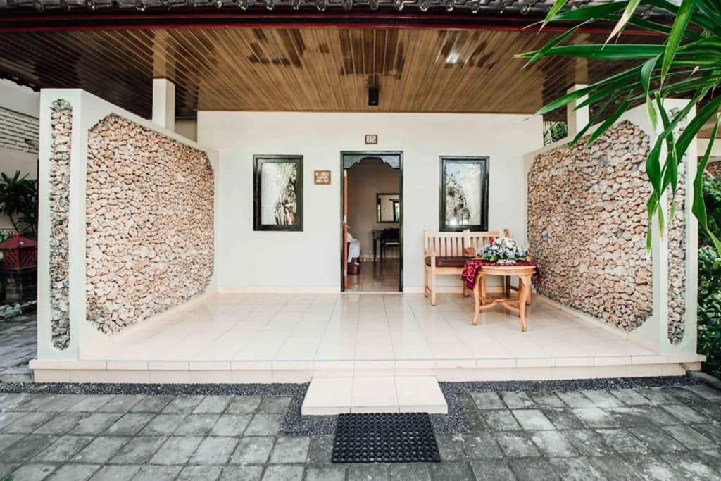 Kuta Puri Bungalows, Villas and Resort - photo 13