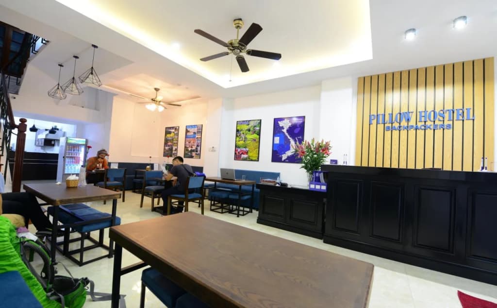 Pillow Backpacker Hostel - photo 13