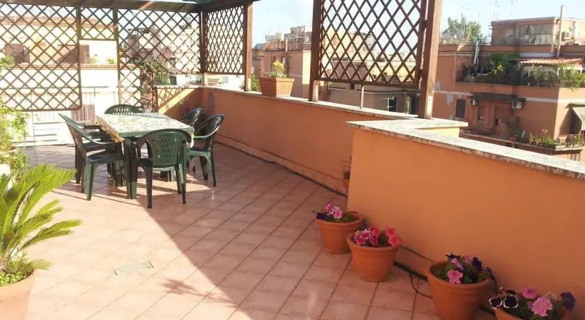 Spring House - photo 2