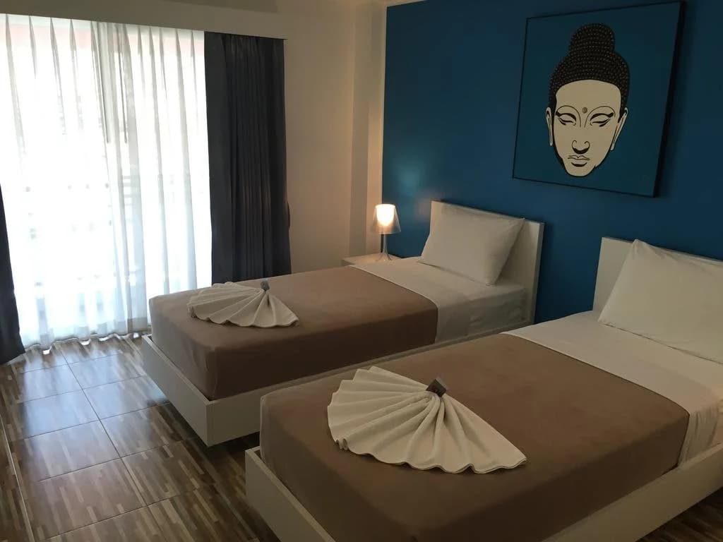 Lotus-Bar Guesthouse - photo 2