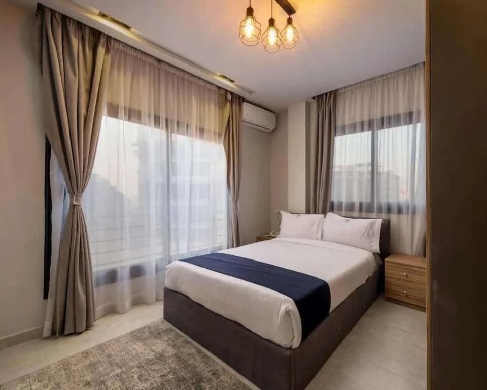 Golden Gates Residence - photo 11