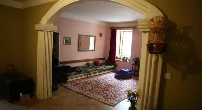 Pomegranate Hostel - photo 4
