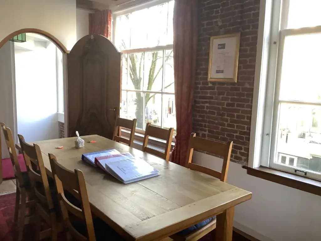Former Rembrandt workshop two bedroom B&B - photo 13