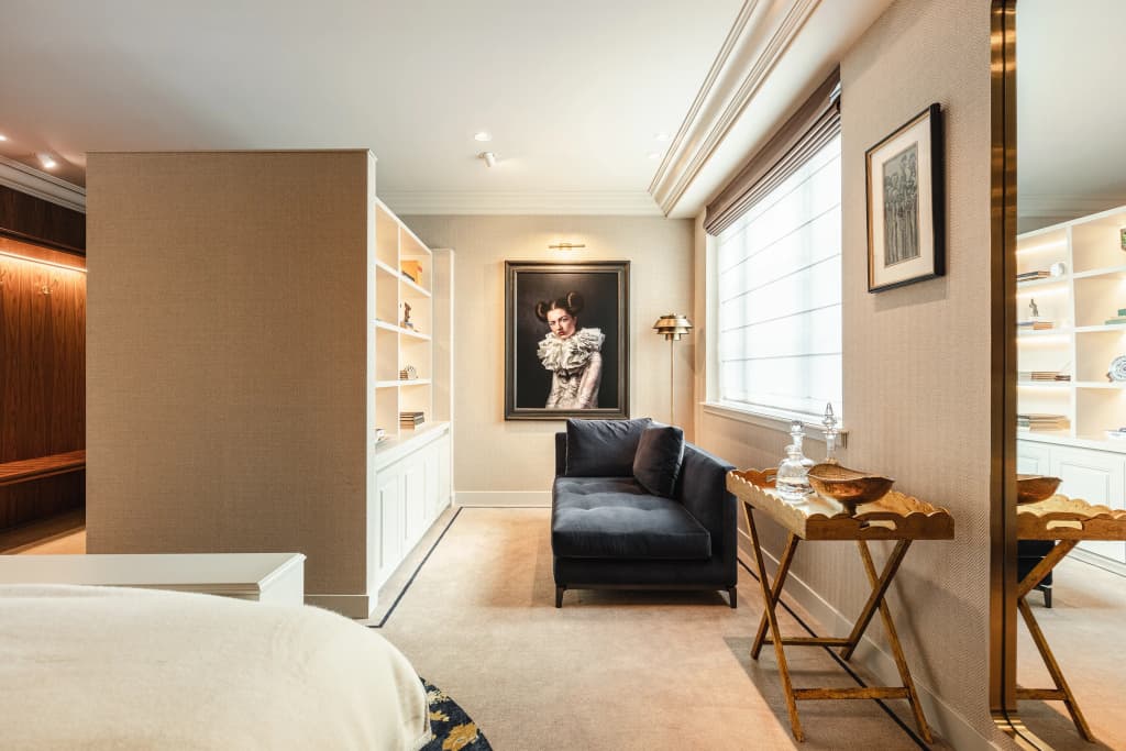 Hotel 717 - photo 29