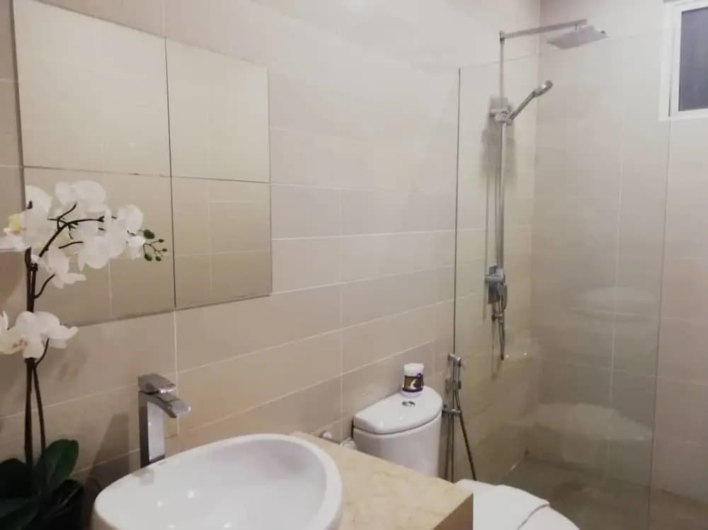 Binjai KLCC Luxury One-Bedroom Suite - photo 9