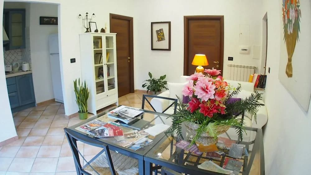 La Piazzetta Di Roma - photo 2