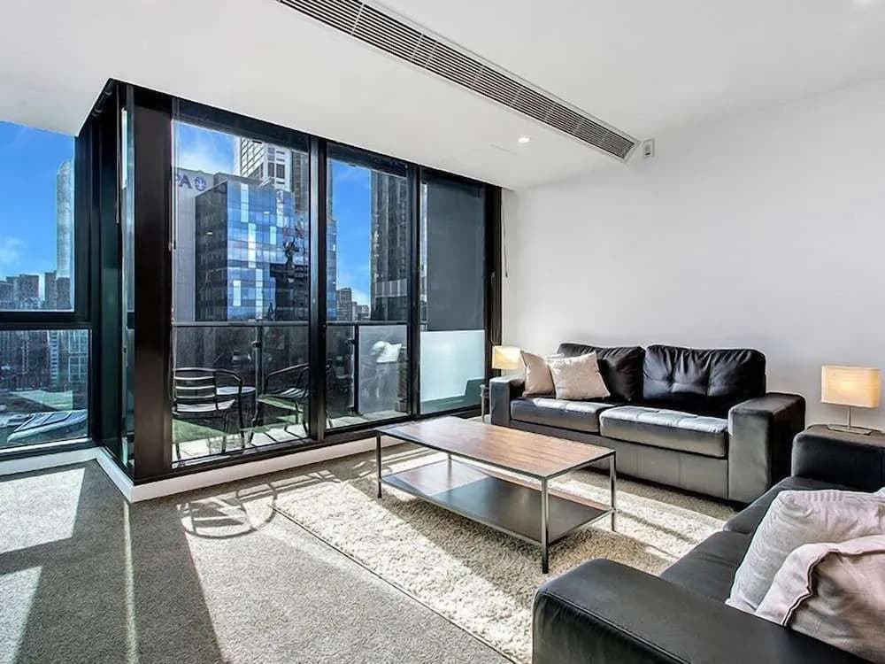 MJ Shortstay Southbank Grande Apartments - photo 4