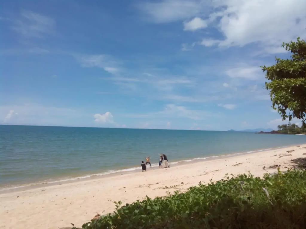 Pandan Beach Homestay - photo 10