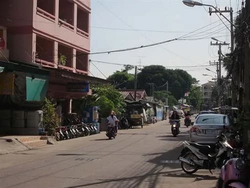 AA Guesthouse - photo 13