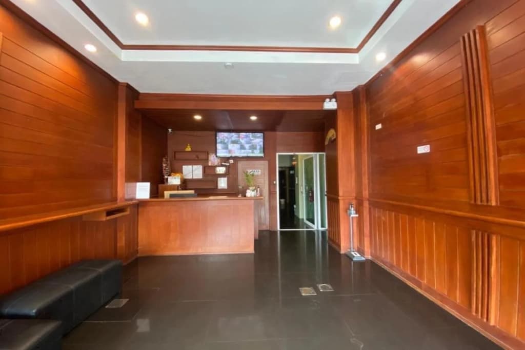 TJ Patong Hotel - photo 2