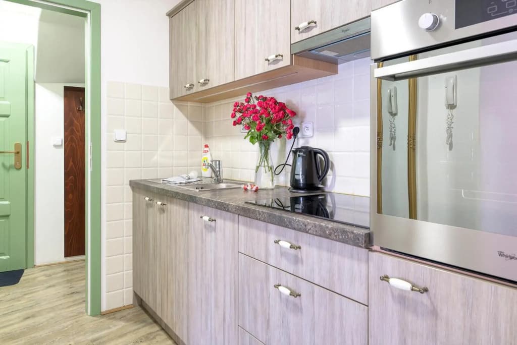 Nobles Apartments - photo 25