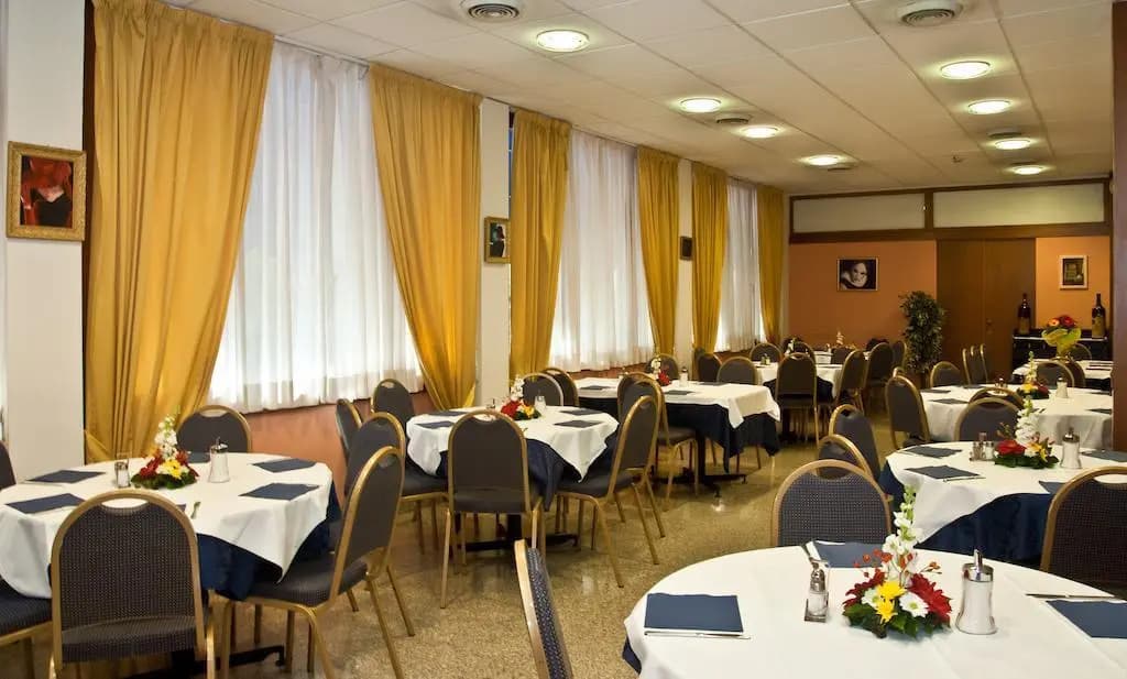 Hotel Raffaello - photo 18
