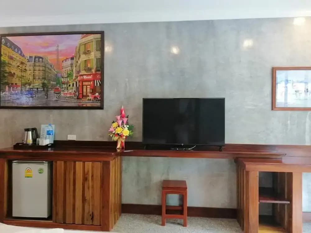 Jairak Hotel - photo 13