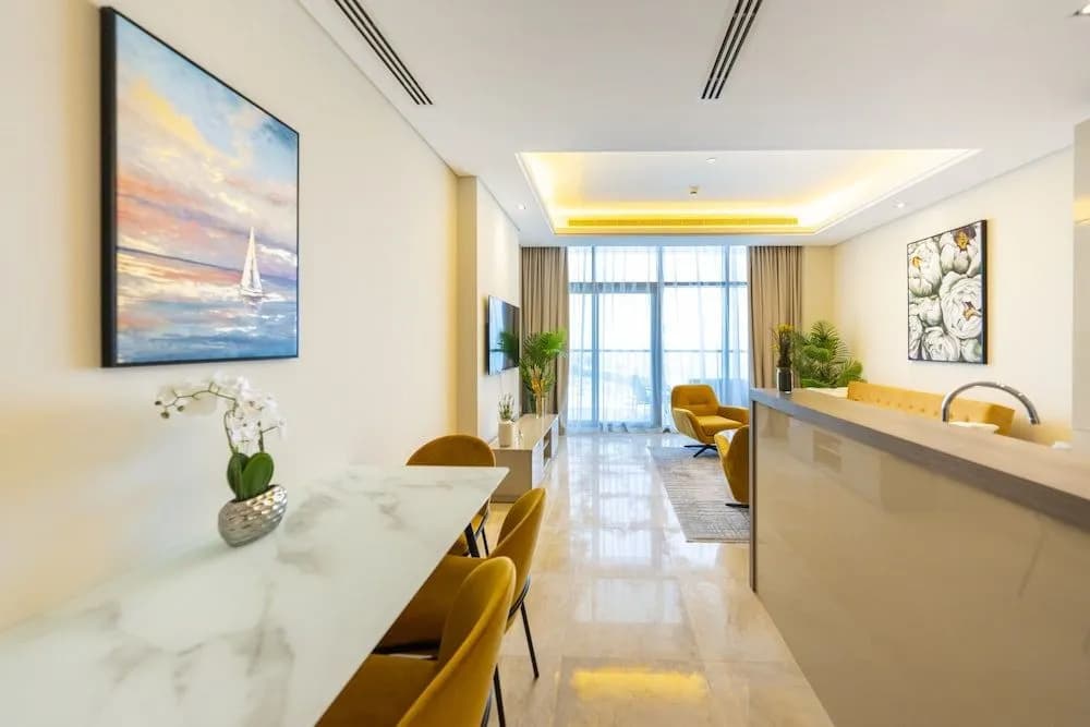 Spacious beachfront 2 bedroom apartment - photo 9