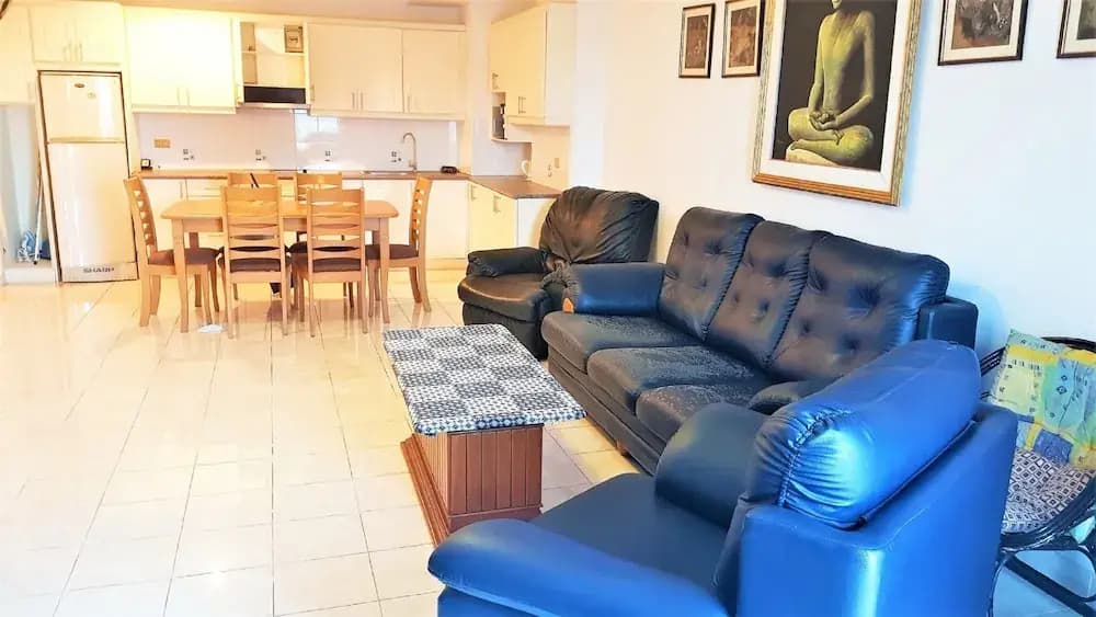 Sea View 1 bed Apartment - photo 1