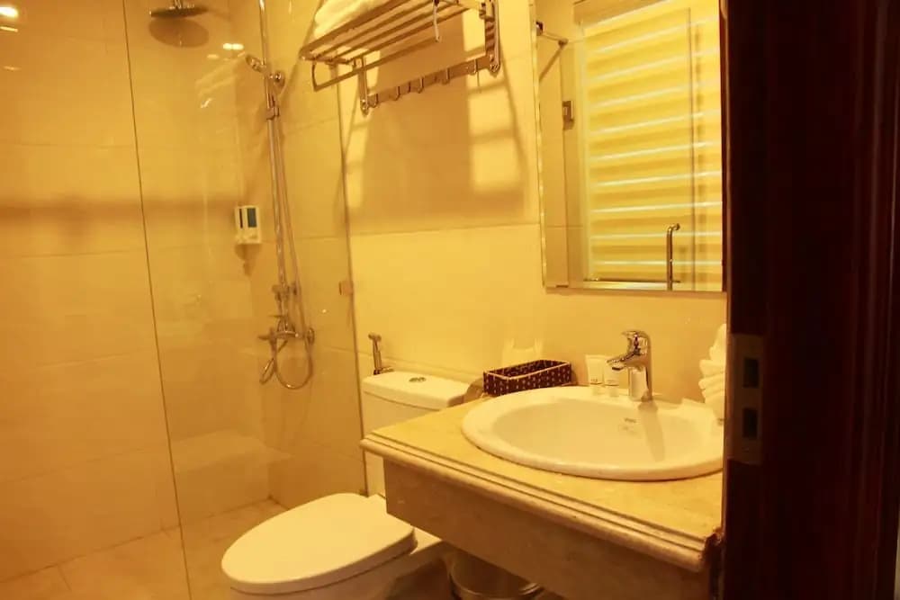The Marine Hotel - photo 11
