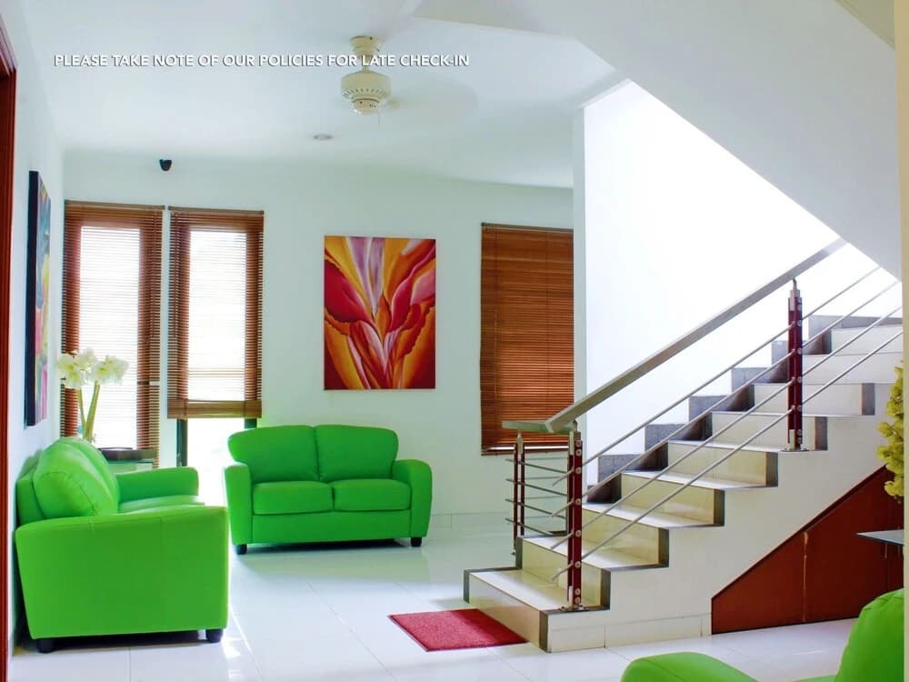ZEN Rooms Setiabudi 15 - photo 17