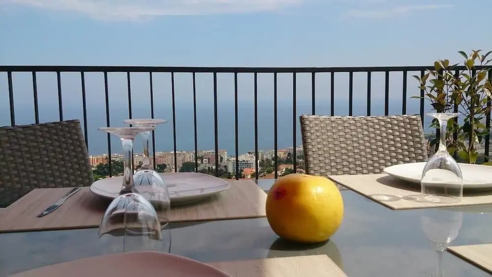Amazing studio with big terrace, Jacuzzi and Sea View in Fabron in Nice - photo 12