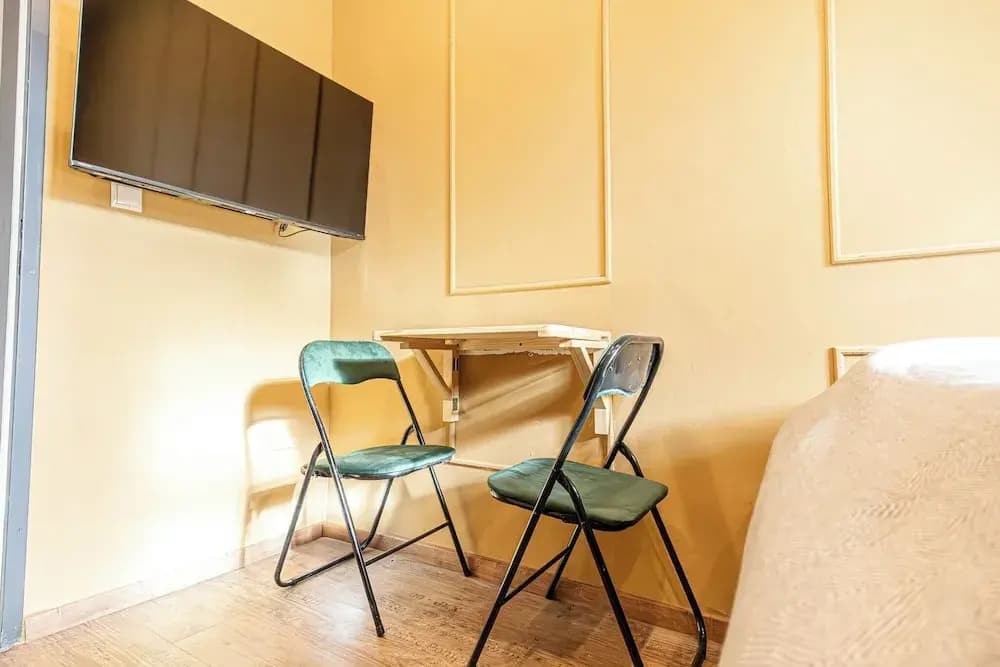 Group Friendly 4BR Near Westbahnhof - photo 3