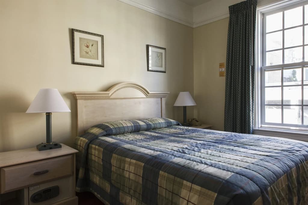 Grant Hotel - photo 2