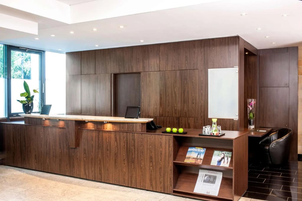 iStay by NH Berlin City Ost Hotel - photo 2