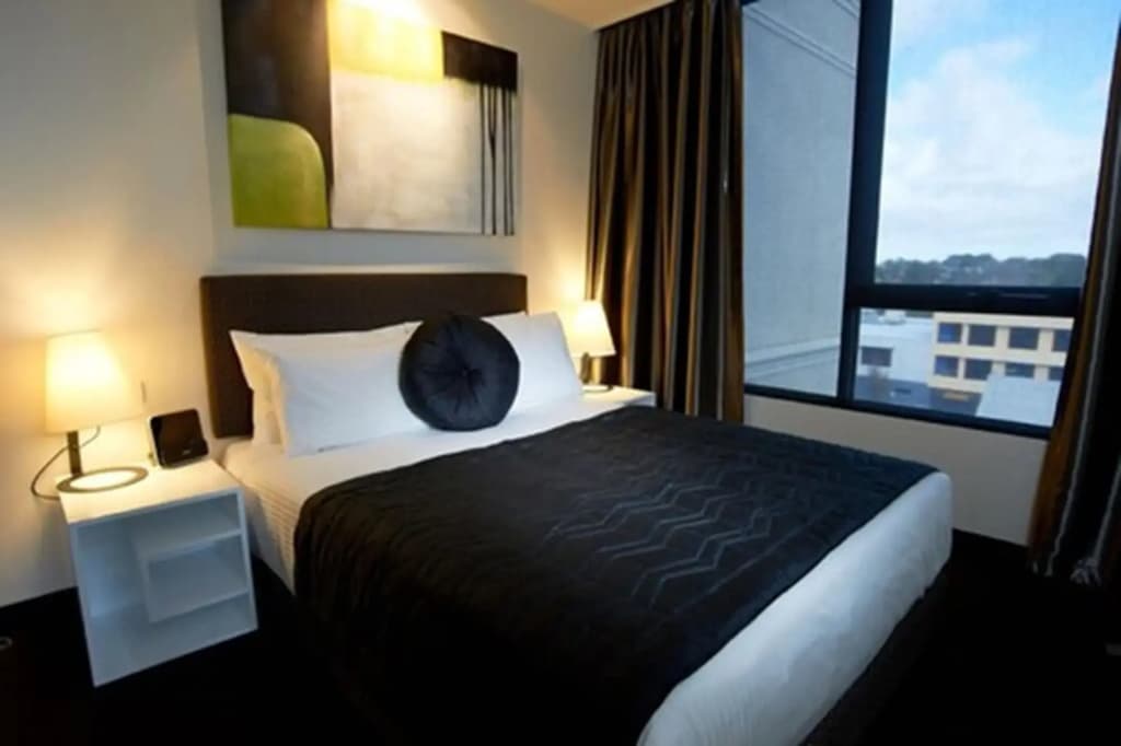 MainStay Suites Hawthorn - photo 2