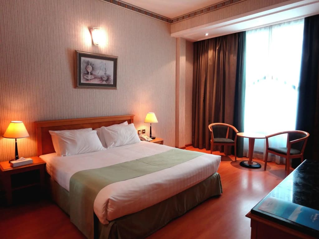 Beach Bay Hotel - photo 5